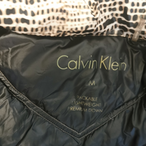 Calvin Klein Packable lightweight Premium Down Jacket Parka size M - Picture 13 of 13